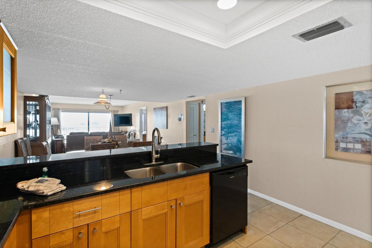 #502 Beach Place Condos - Nightly Rental St. Pete Beach Eksteriør billede