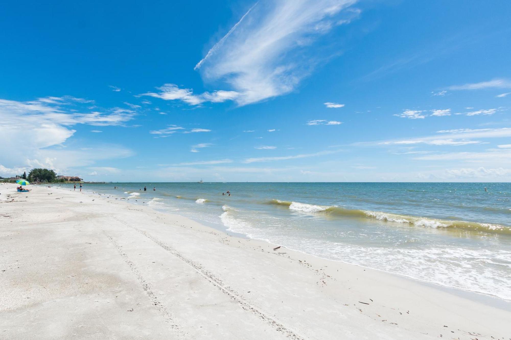 #502 Beach Place Condos - Nightly Rental St. Pete Beach Eksteriør billede